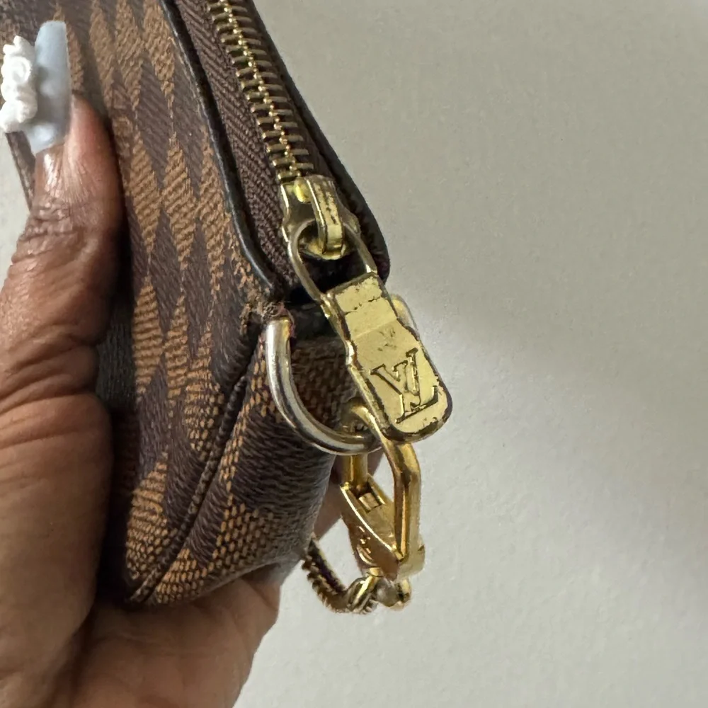 Authentic Louis Vuitton Damier Ebene Mini Pochette - Picture 7 of 10